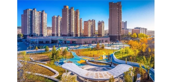 便民新舉措！阿勒騰席熱鎮"環保椅"上線 打造城市會客廳新風景